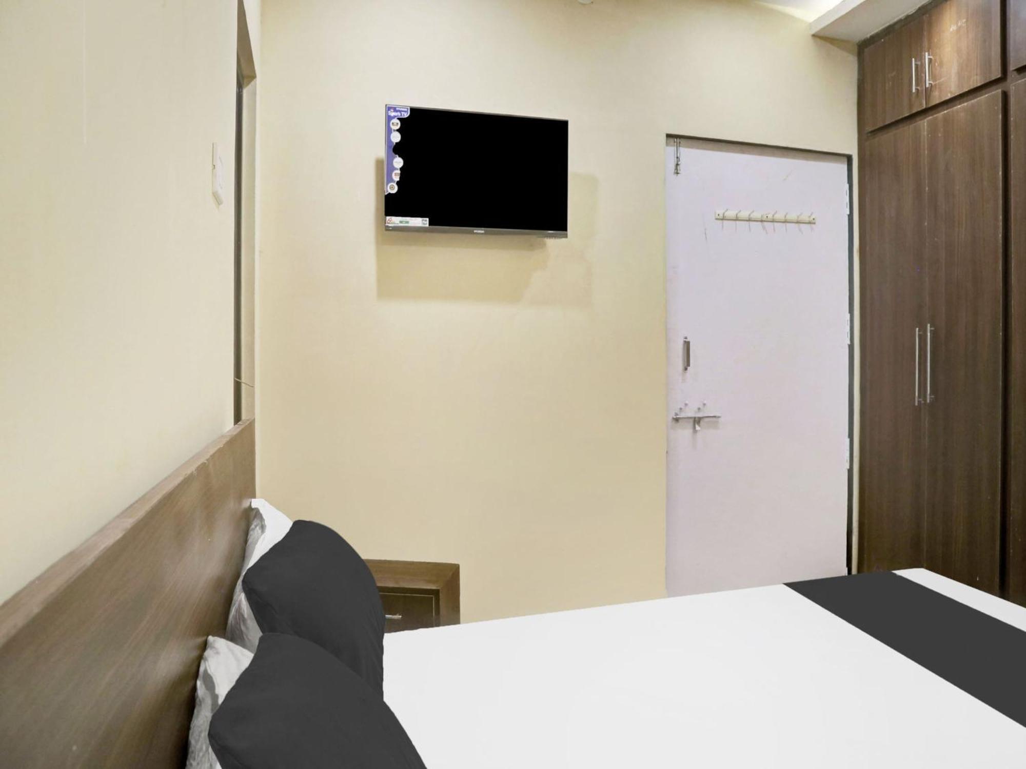Spot On Grand Mantralayam Hotell Visakhapatnam Eksteriør bilde